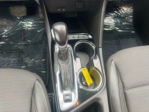 Used 2024 Buick Encore GX Preferred FWD image 14
