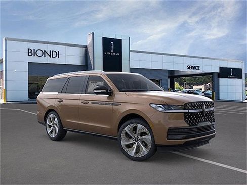New 2026 Lincoln Navigator Black Label AWD/4WD image 7
