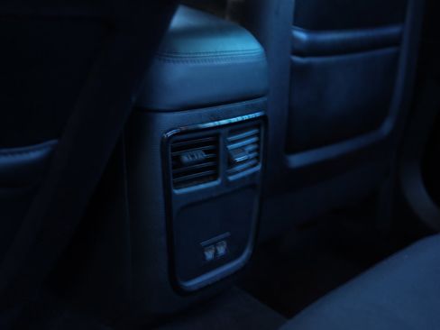 Used 2016 Dodge Charger R/T w/ Navigation & Travel Group image 14