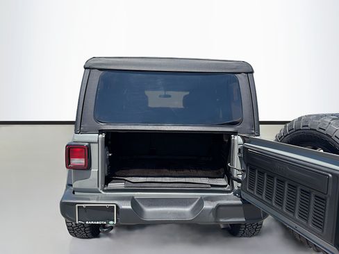 Used 2021 Jeep Wrangler Unlimited Sport AWD/4WD image 12