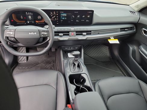 New 2026 Kia K4 EX image 8