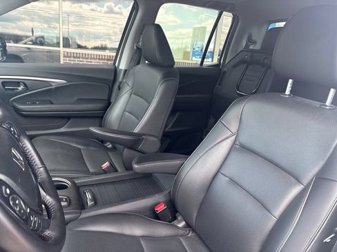 Used 2023 Honda Ridgeline RTL-E image 12