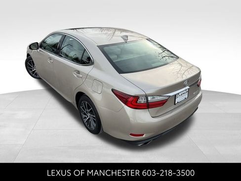 Used 2017 Lexus ES 350 image 4