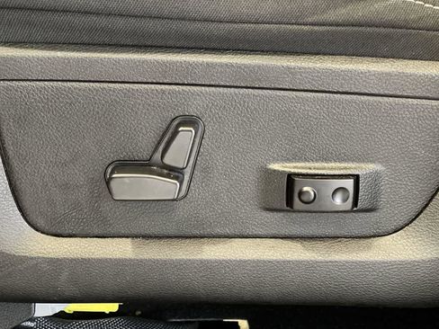 Used 2023 RAM 1500 Classic Warlock image 14