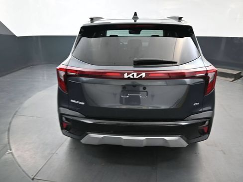 Used 2024 Kia Seltos EX AWD/4WD image 8