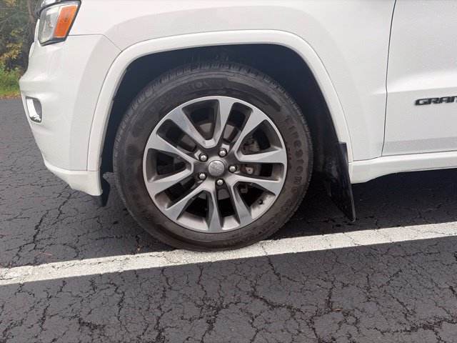 Used 2018 Jeep Grand Cherokee Overland AWD/4WD image 4
