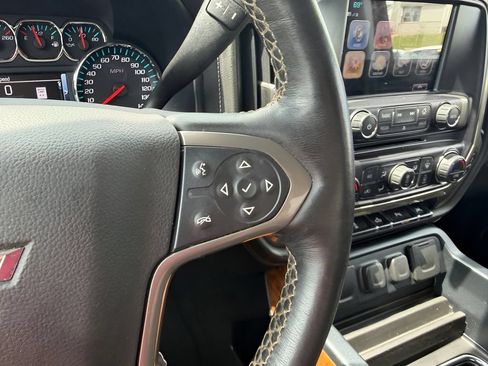 Used 2017 Chevrolet Silverado 1500 High Country AWD/4WD image 25