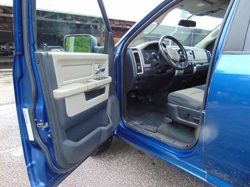 Used 2011 RAM 2500 Big Horn image 10