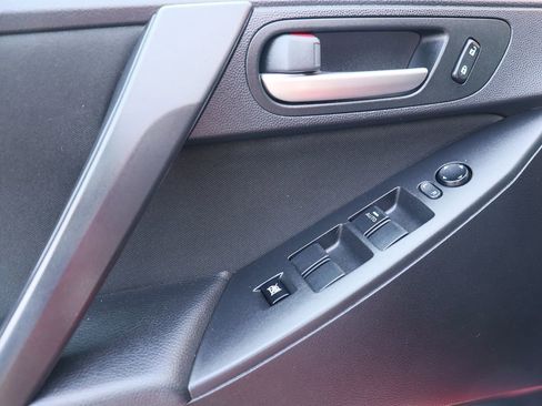 Used 2013 MAZDA MAZDA3 i Touring image 36