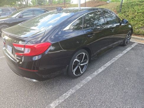 Used 2022 Honda Accord Sport image 5