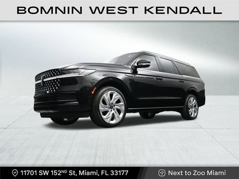 Used 2025 Lincoln Navigator L Black Label image 25