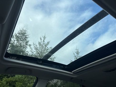 Used 2015 Subaru Forester 2.5i Limited image 20