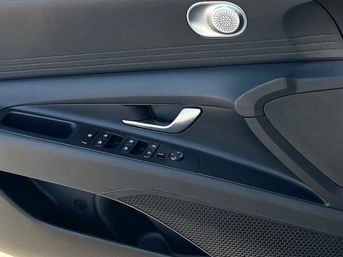 New 2026 Hyundai Elantra SE w/ Cargo Package image 15