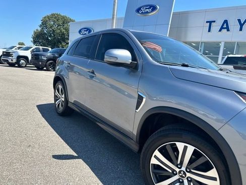 Used 2021 Mitsubishi Outlander Sport SE FWD image 7