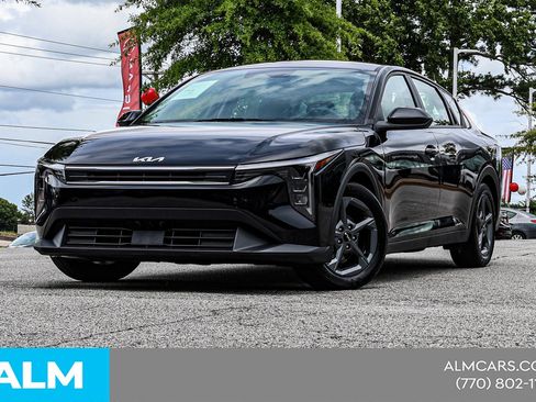 Used 2025 Kia K4 FWD image 3