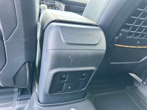 Used 2024 Ford Bronco Badlands AWD/4WD image 23