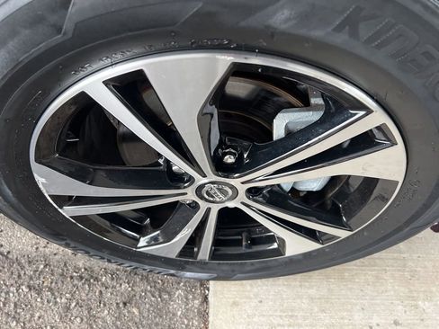 Certified 2022 Nissan Sentra SV w/ All-Weather Package FWD image 34