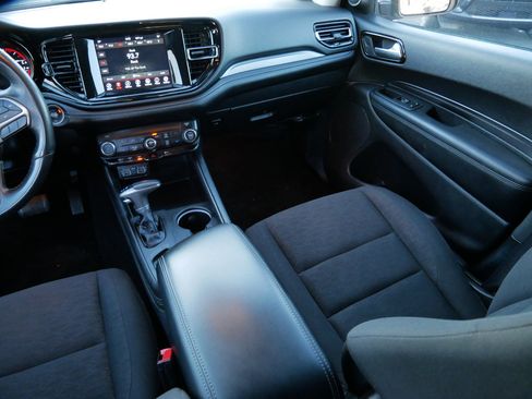 Used 2022 Dodge Durango SXT image 11