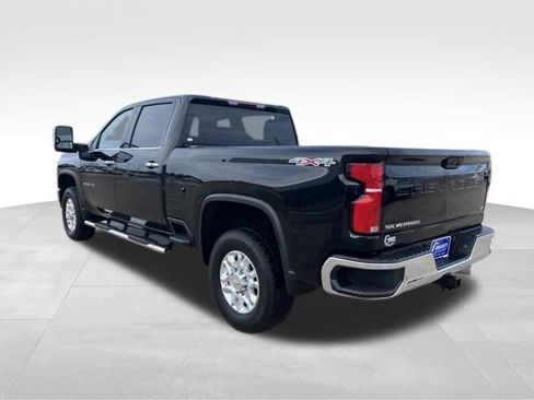 Used 2024 Chevrolet Silverado 2500 LTZ image 4