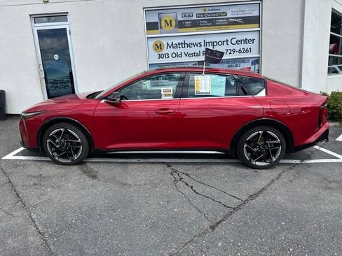 Certified 2025 Kia K4 EX w/ GT-Line Sunroof Package FWD image 2