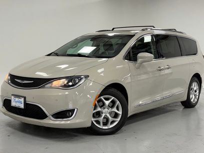 Used 2020 Chrysler Pacifica Touring-L Plus w/ Tire & Wheel Group