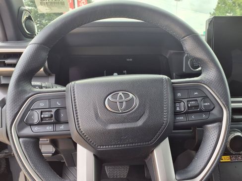 Certified 2025 Toyota 4Runner Limited RWD image 18