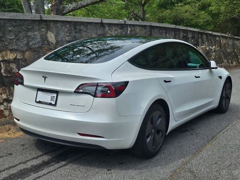 Used 2022 Tesla Model 3 Long Range AWD/4WD image 10