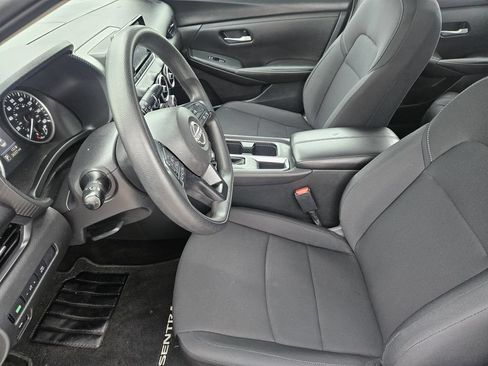 Used 2024 Nissan Sentra S FWD image 9