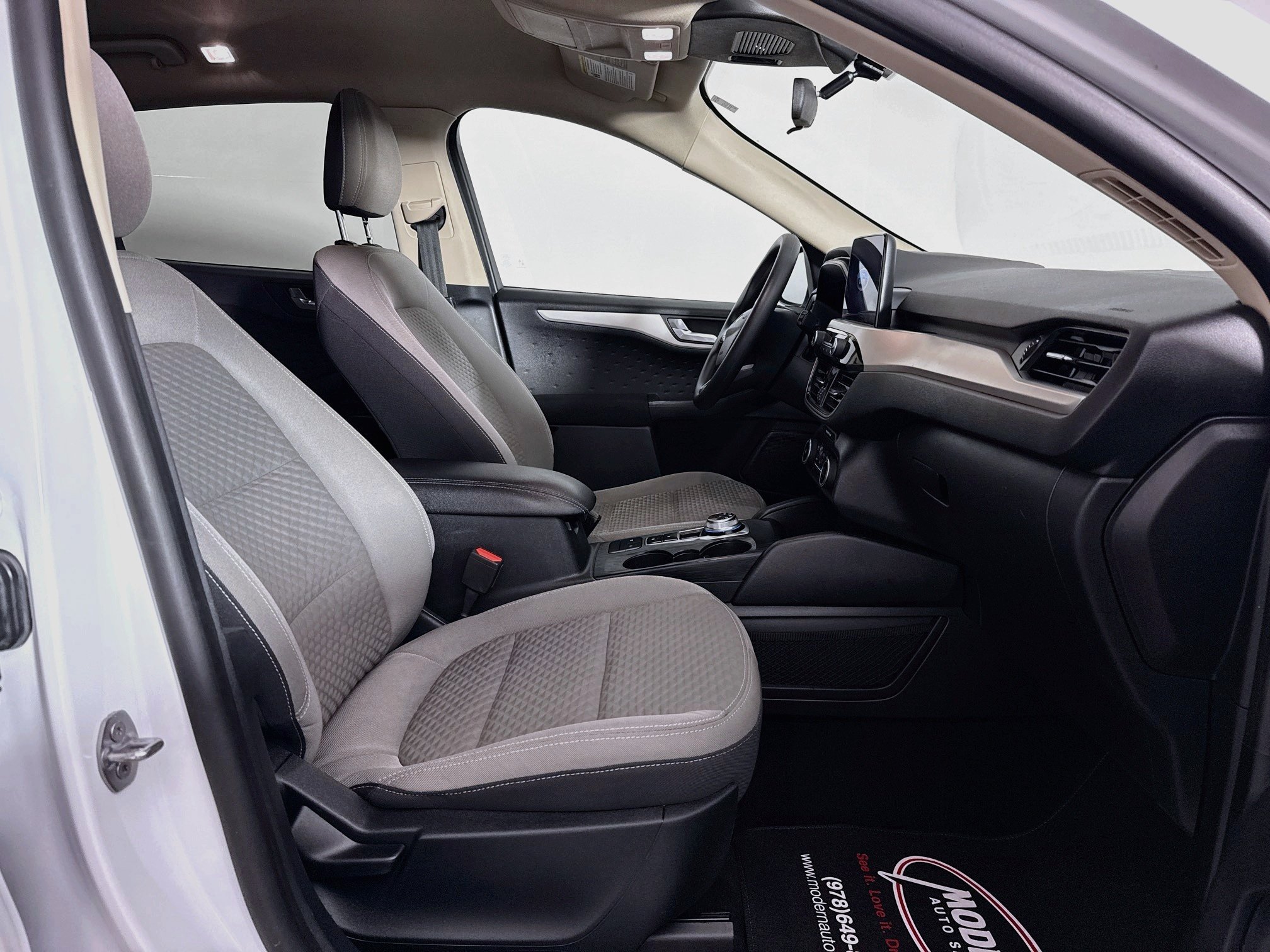 Used 2020 Ford Escape SE AWD/4WD image 35
