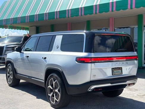 Used 2024 Rivian R1S Adventure AWD/4WD image 3