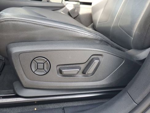 Used 2021 Audi Q3 2.0T Premium image 16