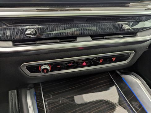 Used 2024 BMW X6 xDrive40i image 38