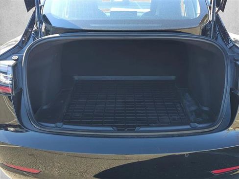 Used 2018 Tesla Model 3 Long Range image 7