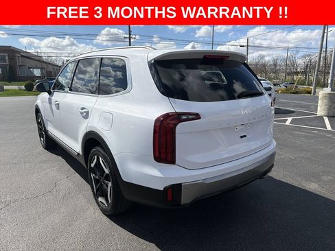 Used 2025 Kia Telluride S FWD image 30