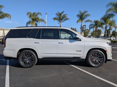 Used 2024 Cadillac Escalade V w/ Heavy-Duty Trailer Package image 11