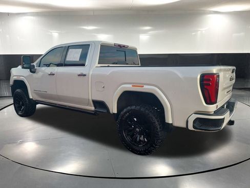 Used 2024 GMC Sierra 2500 Denali w/ Denali Reserve Package image 9
