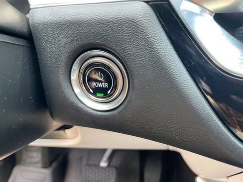 Used 2024 Cadillac Lyriq Sport RWD image 36