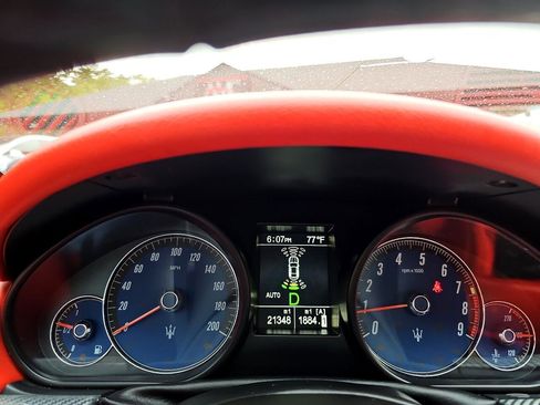 Used 2018 Maserati GranTurismo Sport image 36