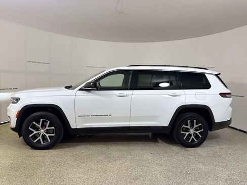 Used 2023 Jeep Grand Cherokee L Limited AWD/4WD image 2