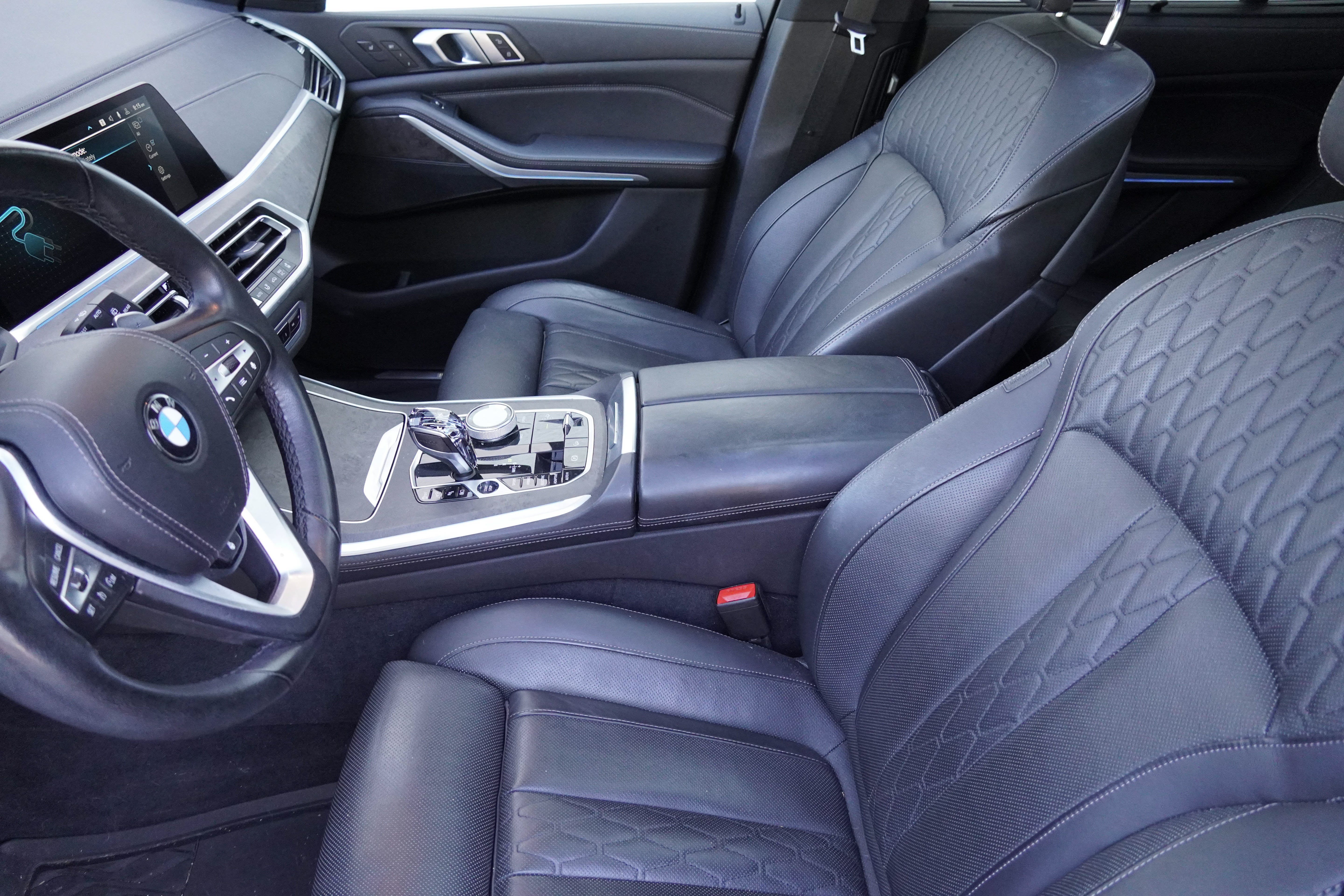 Used 2021 BMW X5 xDrive45e w/ Executive Package 2 AWD/4WD image 11