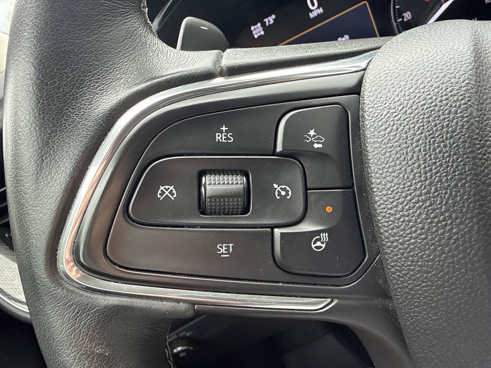 Used 2023 Buick Envision Essence AWD/4WD image 23