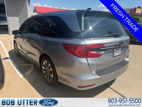 Used 2023 Honda Odyssey EX-L image 4