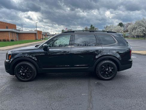 Used 2025 Kia Telluride AWD image 6