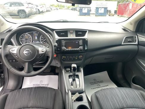 Used 2017 Nissan Sentra SV FWD image 22