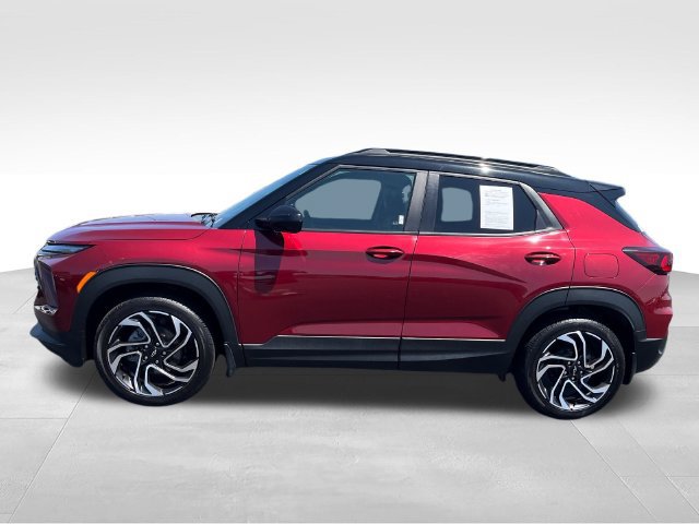 Used 2024 Chevrolet TrailBlazer RS w/ Convenience Package AWD/4WD image 2