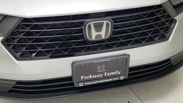 Used 2023 Honda Accord EX image 30