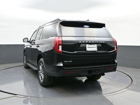 New 2025 Ford Expedition Active image 20