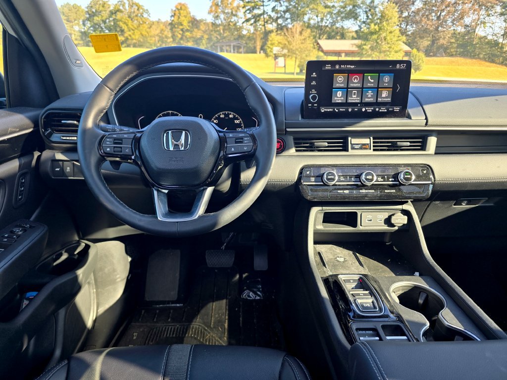 Used 2025 Honda Pilot Touring image 21