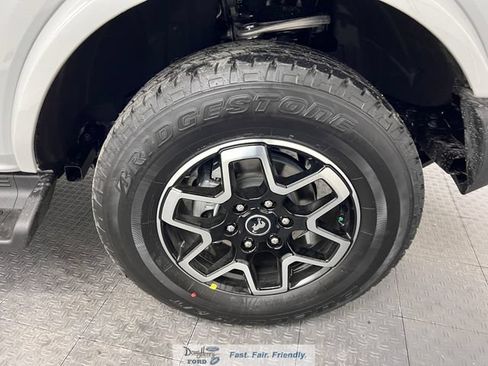 New 2026 Ford Bronco Outer Banks AWD/4WD image 18