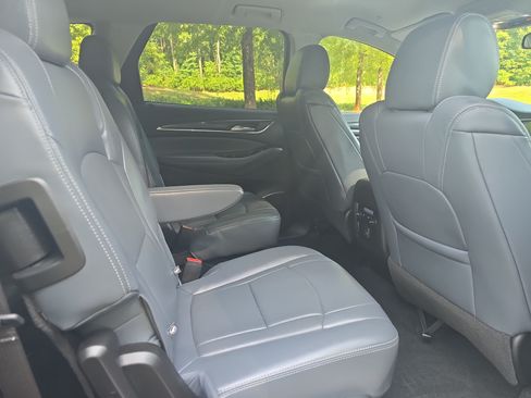 Used 2021 Buick Enclave Essence w/ LPO, Floor Liner Package AWD/4WD image 11